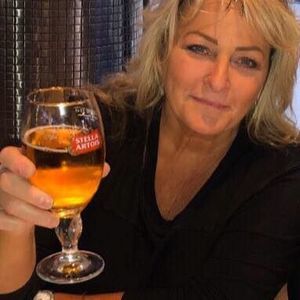 Meet your Posher, Shell